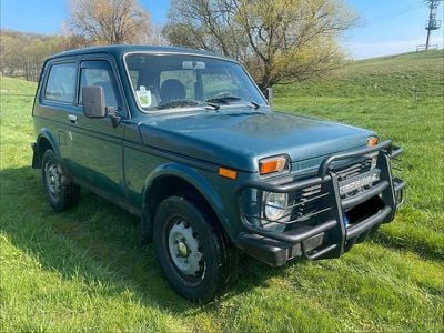 Second-hand Lada niva 86 CP (63 kW) 2008 Verde SUV