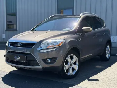 Gebraucht Ford Kuga Style 140 PS (102 kW) 2012 Braun SUV