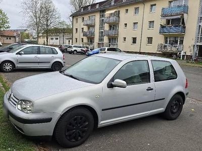 Second-hand VW Golf III 100 CP (73 kW) 1999 Gri Berlinǎ