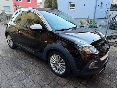 Usado Opel Adam Rocks 115 HP (84 kW) 2015 Castanho Citadino