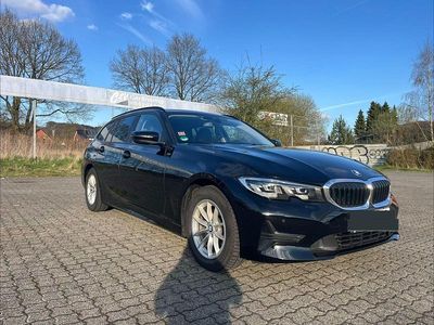 Gebraucht BMW 320 Sport Line 190 PS (139 kW) 2021 Schwarz Kombi