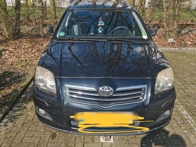 gebraucht Toyota Avensis 2.2