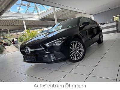 Gebraucht Mercedes CLA220 Shooting Brake 190 PS (139 kW) 2020 Schwarz Kombi