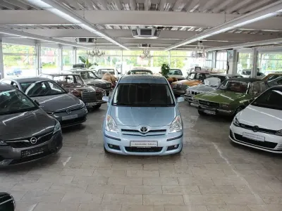 Gebraucht Toyota Corolla Executive 177 PS (130 kW) 2006 Blau Kombi