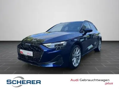 Gebraucht Audi A3 Sportback e-tron Comfort 204 PS (150 kW) 2025 Navarrablau metallic Kleinwagen