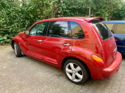 Używany Chrysler PT Cruiser 223 KM (164 kW) 2005 Czerwony Minivan
