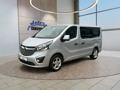 Gebraucht Opel Vivaro 145 PS (106 kW) 2016 Silber Van / Kleinbus