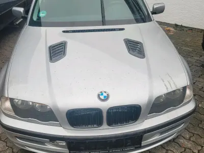 Gebraucht BMW 318 118 PS (86 kW) 2000 Silber Kombi