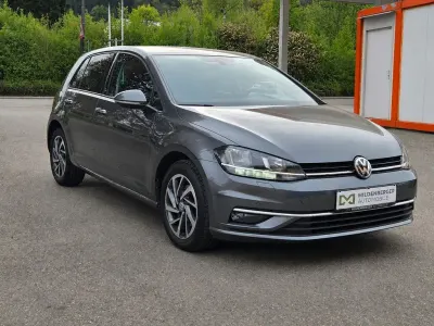 Usata VW Golf VII Comfortline 125 CV (91 kW) 2018 Grigio Berlina