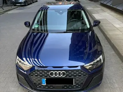 Gebraucht Audi A1 Sportback 95 PS (69 kW) 2024 Blau Kleinwagen