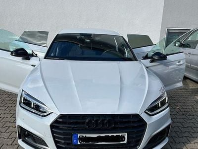 Weiß Gebraucht 2020 Audi A5 Sportback S-Line Kleinwagen | 21.800 €