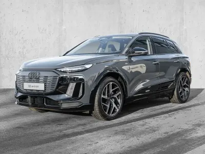 Nuova Audi Q6 e-tron Ambiente 284 kW (387 CV) 2026 Grigio SUV