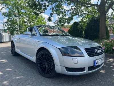 Gebraucht Audi TT Roadster S-Line 179 PS (131 kW) 2000 Silber Cabrio