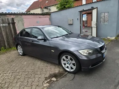 Gebraucht BMW 320 163 PS (119 kW) 2006 Grau Limousine