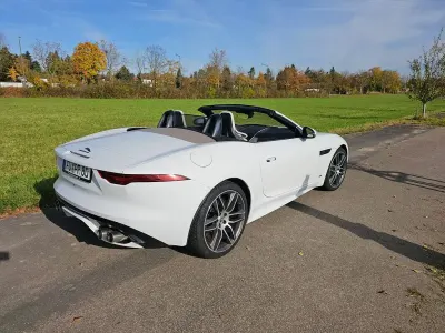 Usata Jaguar F-Type 450 CV (330 kW) 2024 Bianco Cabrio
