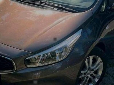 Second-hand Kia Ceed 135 CP (99 kW) 2014 Maro Hatchback