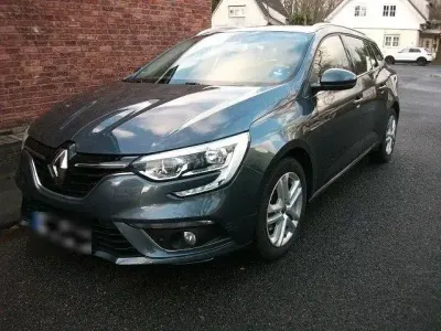 Gebraucht Renault Mégane GrandTour 116 PS (85 kW) 2020 Grau Kombi
