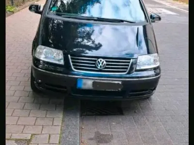 Gebraucht VW Sharan United 140 PS (102 kW) 2009 Schwarz Van / Kleinbus