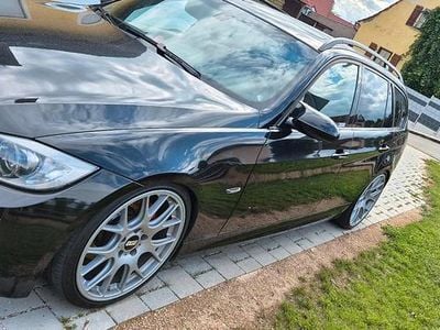 Usata BMW 330 231 CV (169 kW) 2006 Nero Station wagon