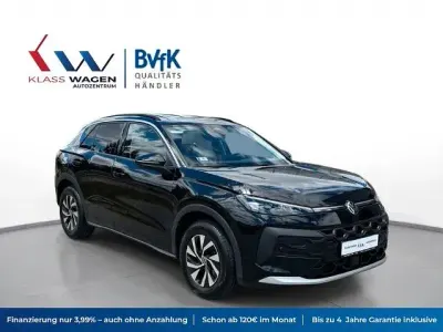 Gebraucht VW T-Roc Cabriolet Life 150 PS (110 kW) 2026 Schwarz SUV