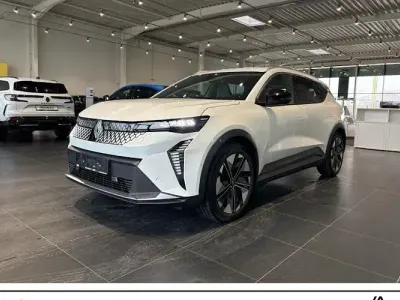 Gebraucht Renault Scenic E-Tech Komfort 125 kW (170 PS) 2025 Perlmutt weiss metallic SUV