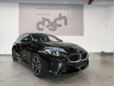 Używany BMW 120 M Sport 163 KM (119 kW) 2025 Czarny Hatchback