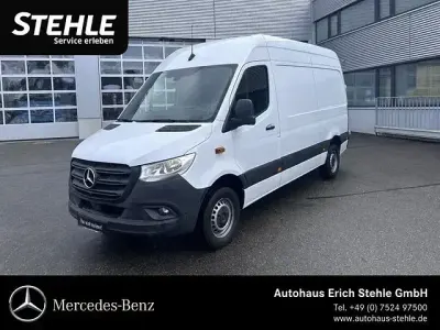 Używany Mercedes Sprinter 170 KM (125 kW) 2023 Biały Van