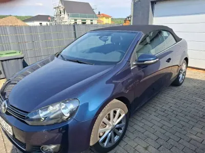 Gebraucht VW Golf Cabriolet LOUNGE 105 PS (77 kW) 2015 Blau Cabrio
