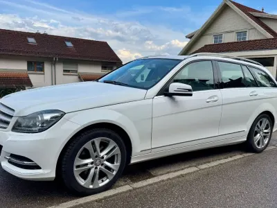 Gebraucht Mercedes C200 Avantgarde 184 PS (135 kW) 2012 Weiß Kombi
