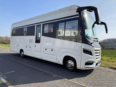 Gebraucht Iveco Daily 204 PS (150 kW) 2019 Weiß Van