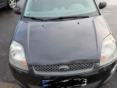 Gebraucht Ford Fiesta 69 PS (50 kW) 2007 Schwarz Kleinwagen