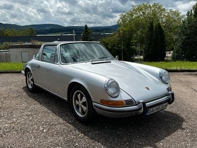 Gebraucht Porsche 911 140 PS (102 kW) 1969 Silber Cabrio