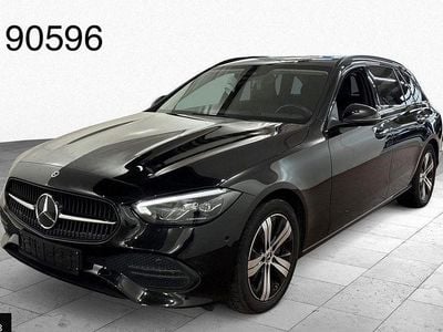 Gebraucht Mercedes C200 Avantgarde 163 PS (119 kW) 2022 Schwarz Kombi