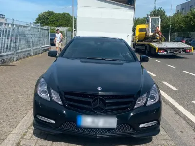 Gebraucht Mercedes E350 265 PS (194 kW) 2013 Schwarz Coupé