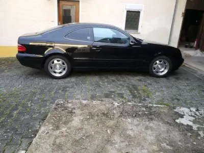Gebraucht Mercedes 230 193 PS (141 kW) 2000 Schwarz Coupé