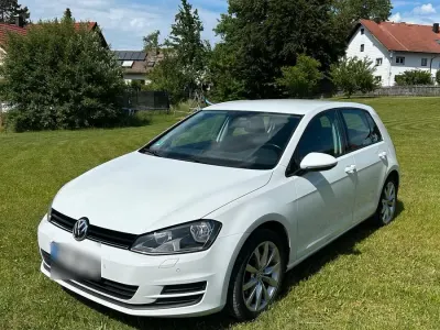 Gebraucht VW Golf VII 110 PS (80 kW) 2014 Weiß Kleinwagen