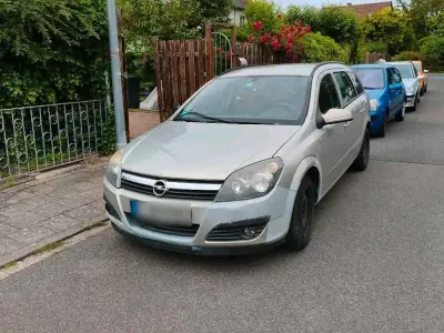 Gebraucht Opel Astra 105 PS (77 kW) 2006 Silber Kombi
