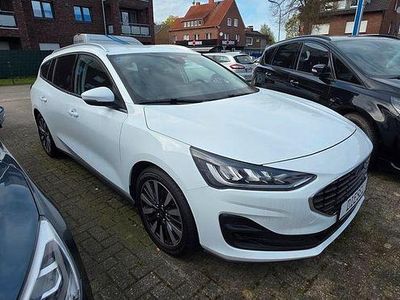 Używany Ford Focus Titanium X 120 KM (88 kW) 2022 Biały Sedan/Limuzyna
