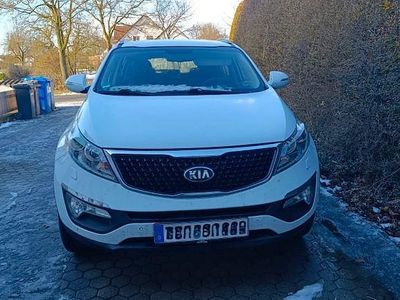 Weiß Gebraucht 2015 Kia Sportage Spirit SUV | 11.250 € (Guter Preis)