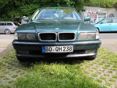 Gebraucht BMW 730 218 PS (160 kW) 1995 Grün Limousine