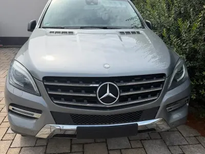 Gebraucht Mercedes ML250 204 PS (150 kW) 2013 Grau SUV