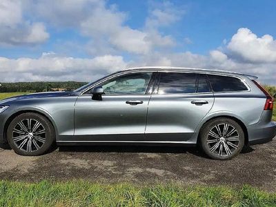 Usata Volvo V60 190 CV (139 kW) 2018 Nero Station wagon