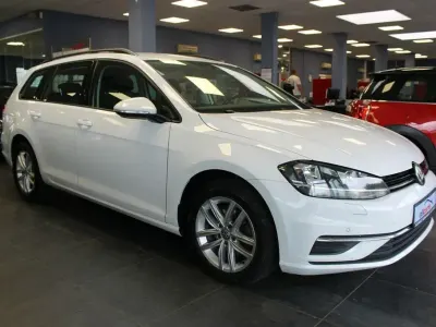 Gebraucht VW Golf VII 116 PS (85 kW) 2019 Weiß Kombi