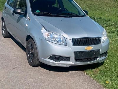 Second-hand Chevrolet Aveo 84 CP (61 kW) 2010 Argintiu Hatchback