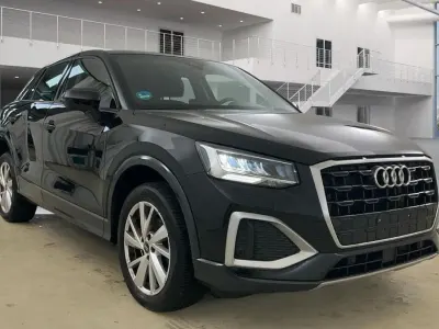 Gebraucht Audi Q2 Advanced 150 PS (110 kW) 2023 Schwarz SUV