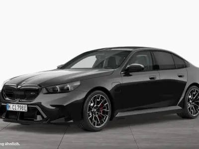 Gebraucht BMW M5 Sport Line 727 PS (534 kW) 2025 Saphirschwarz Limousine