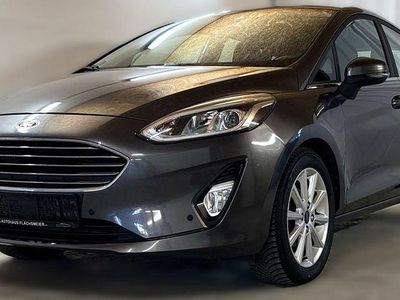 Usata Ford Fiesta Titanium 101 CV (74 kW) 2018 Grigio Utilitaria