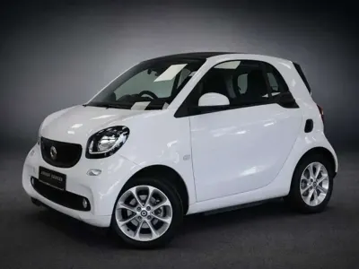 Używany Smart ForTwo Electric Drive Passion 60 kW (82 KM) 2019 Biały Coupe