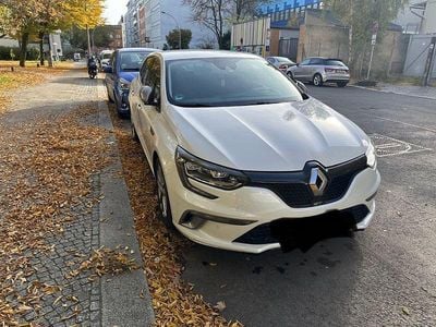 Gebraucht Renault Mégane IV GT 205 PS (150 kW) 2017 Weiß Limousine