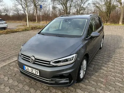Gebraucht VW Touran Highline 150 PS (110 kW) 2018 Grau Van / Kleinbus